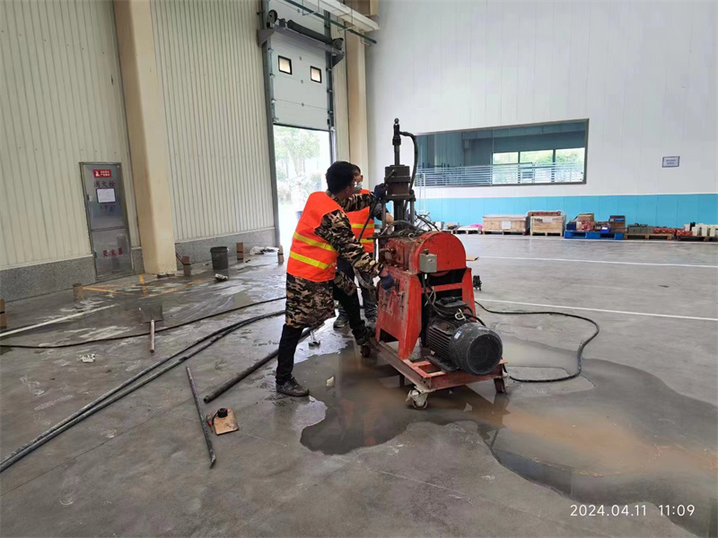 铜山厂房地面下沉塌陷注浆加固施工